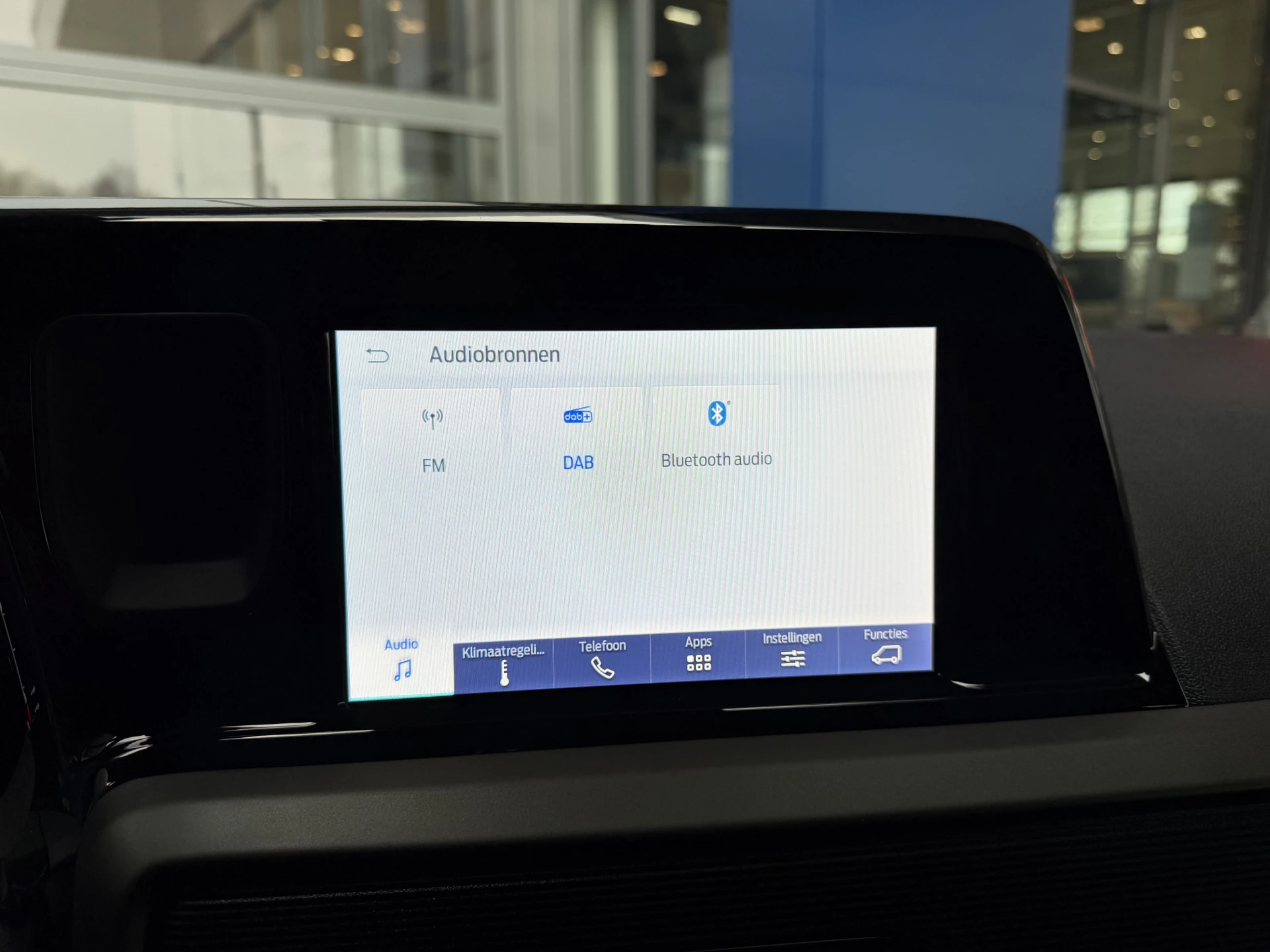 Hoofdafbeelding Ford Transit Courier