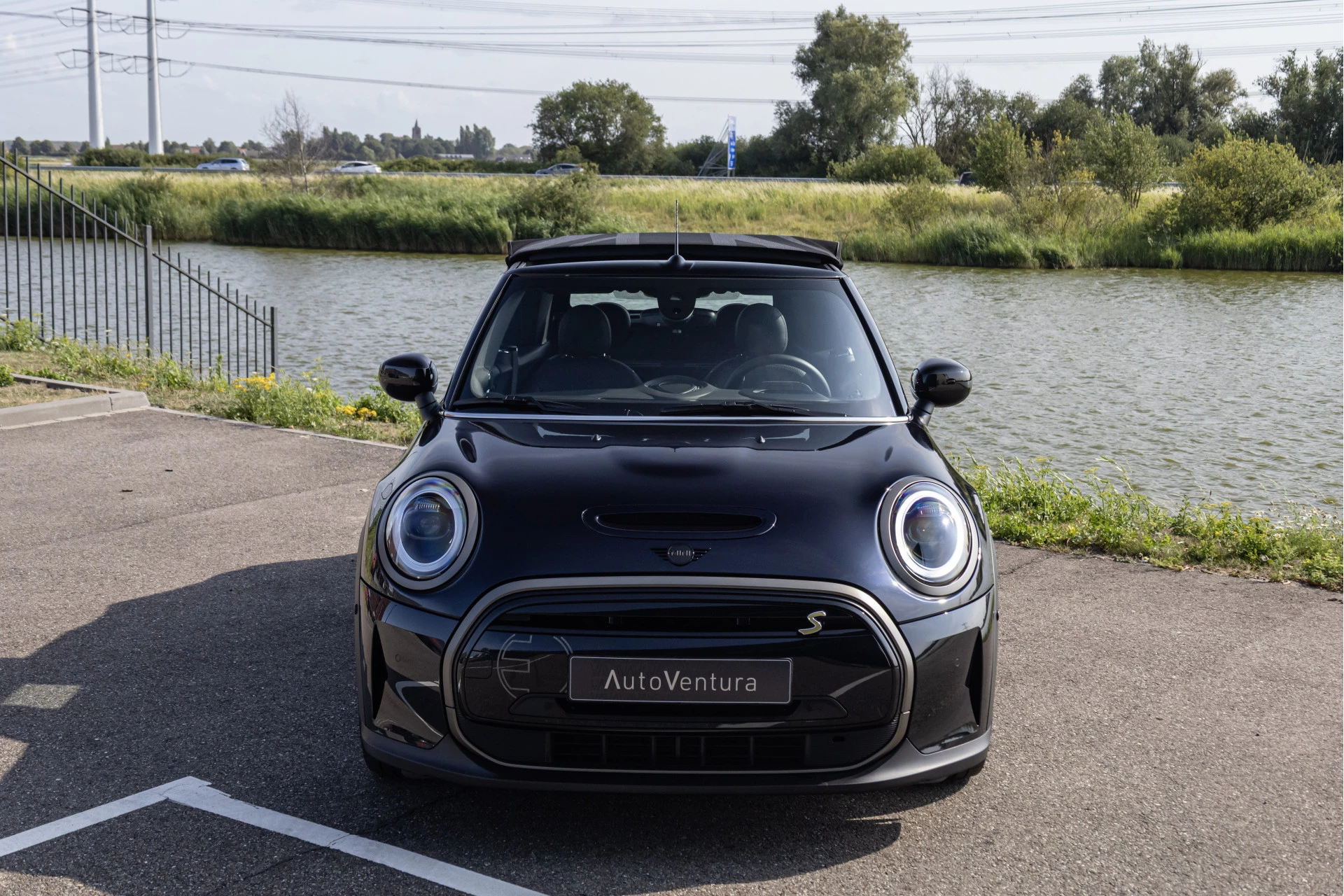 Hoofdafbeelding MINI Cabrio