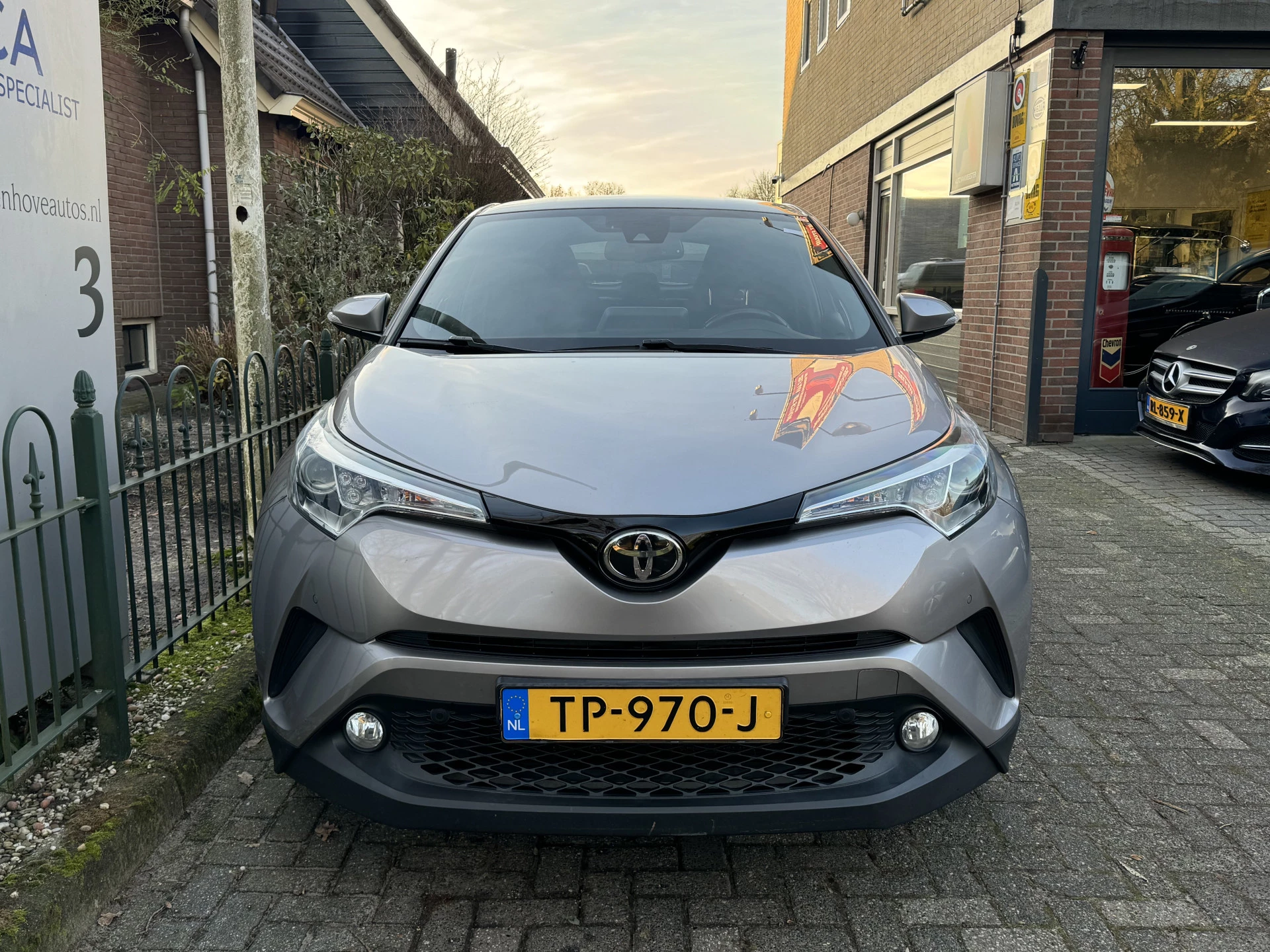 Hoofdafbeelding Toyota C-HR