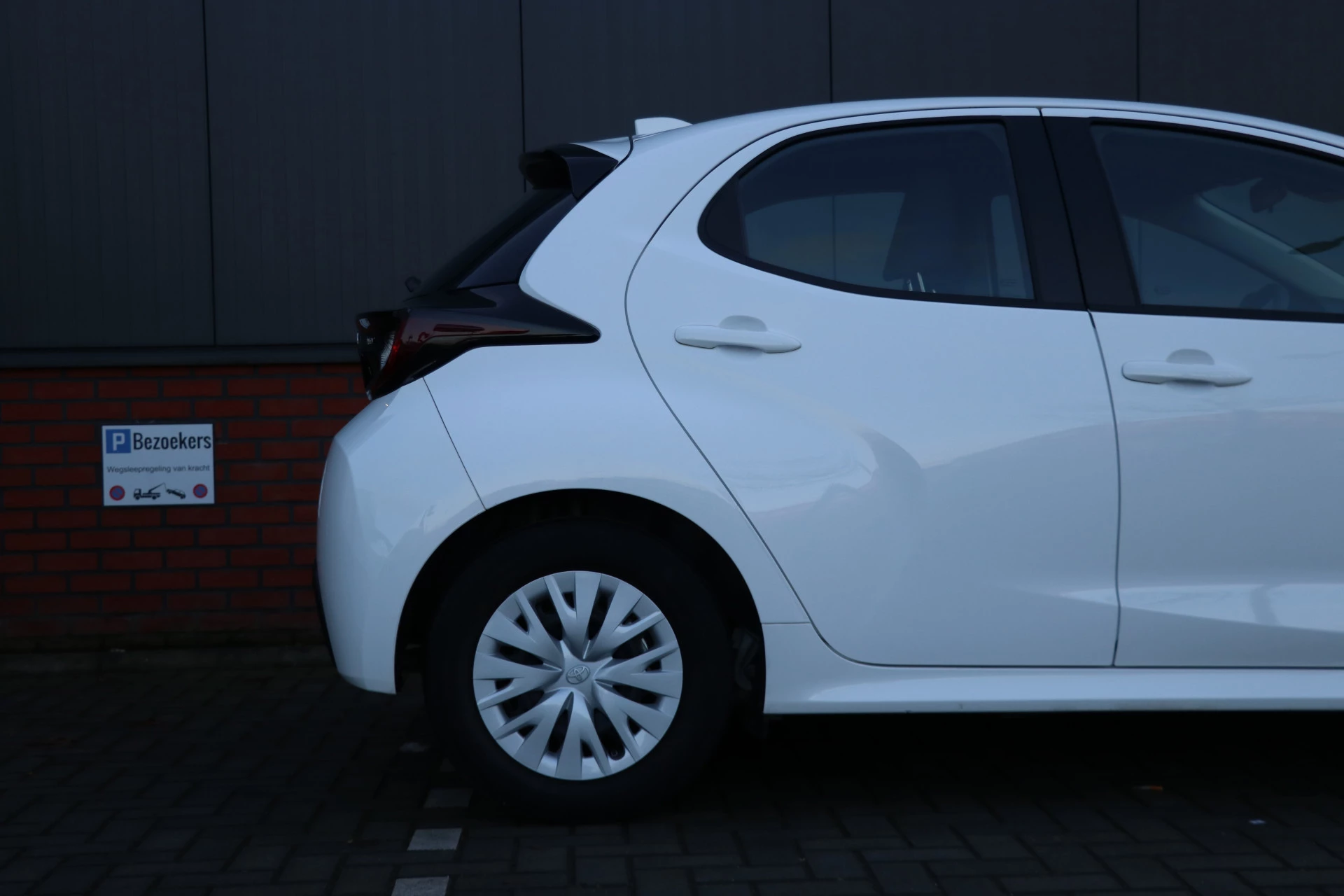 Hoofdafbeelding Toyota Yaris