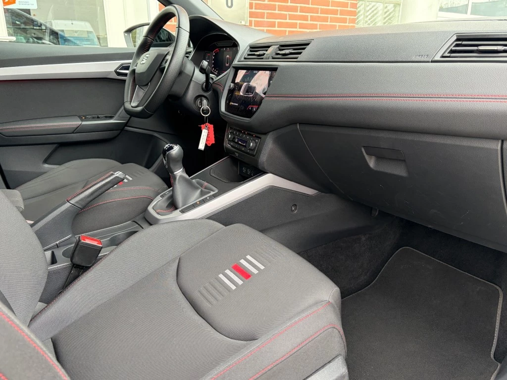 Hoofdafbeelding SEAT Arona