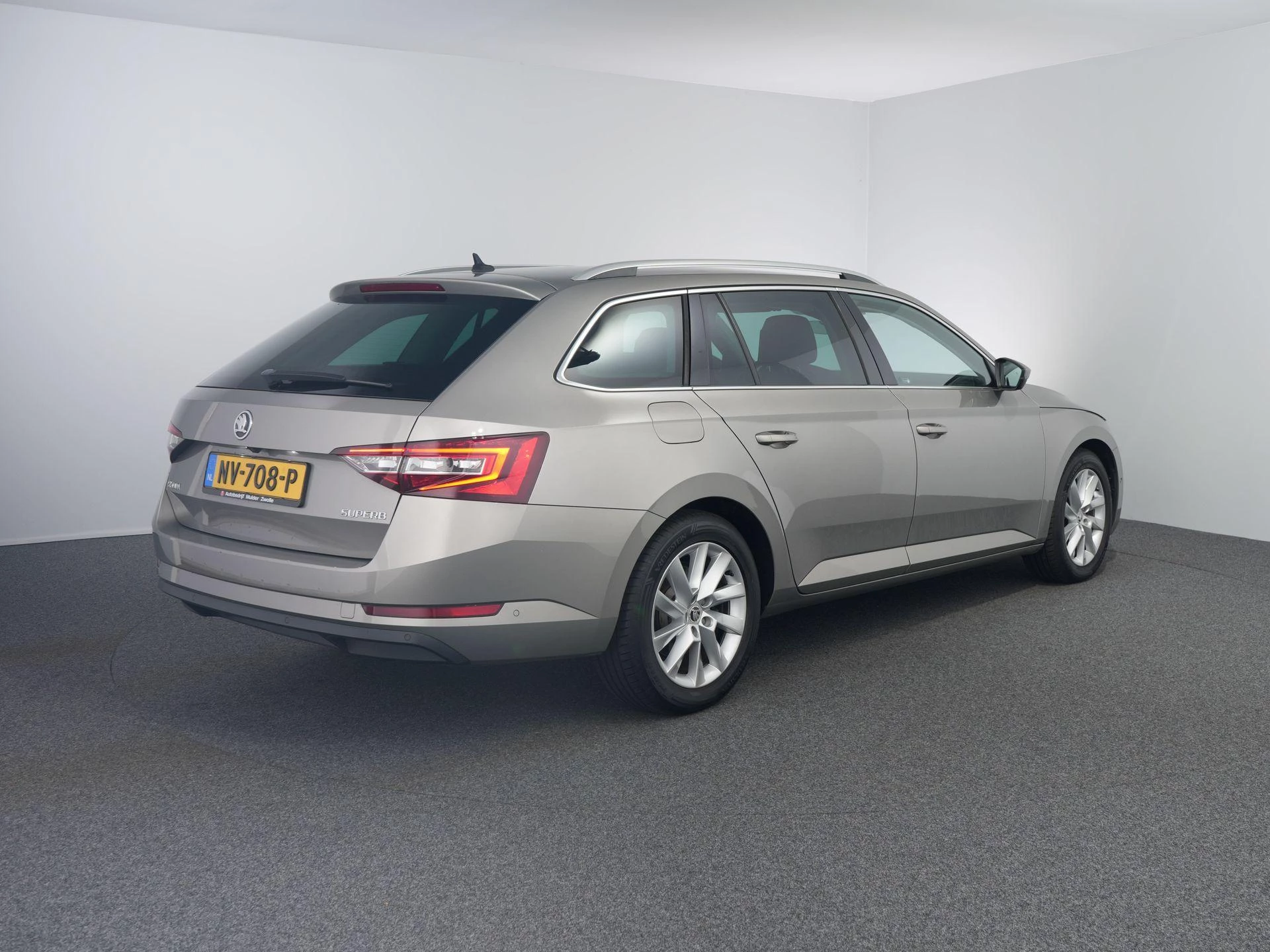 Hoofdafbeelding Škoda Superb