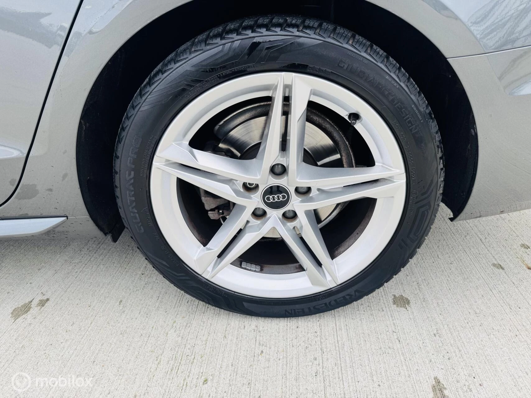 Hoofdafbeelding Audi A4