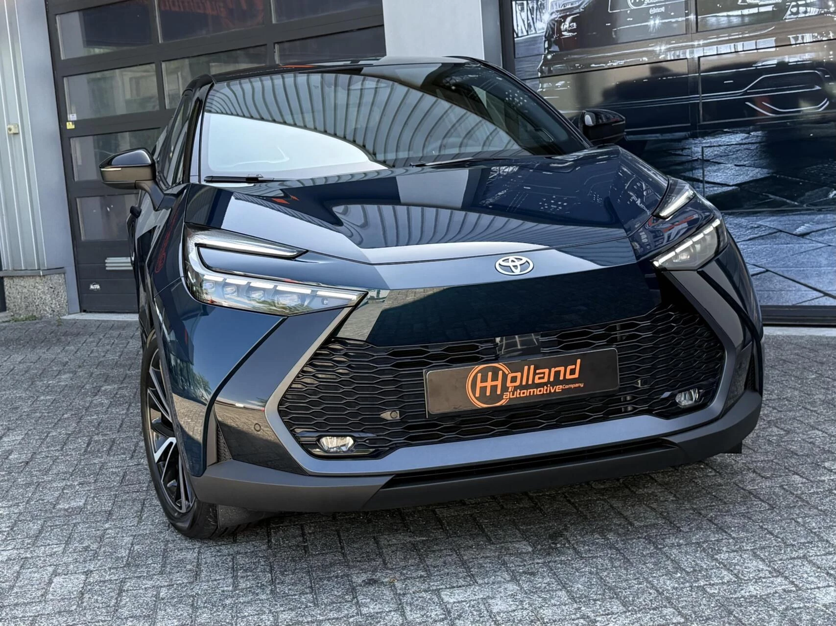 Hoofdafbeelding Toyota C-HR