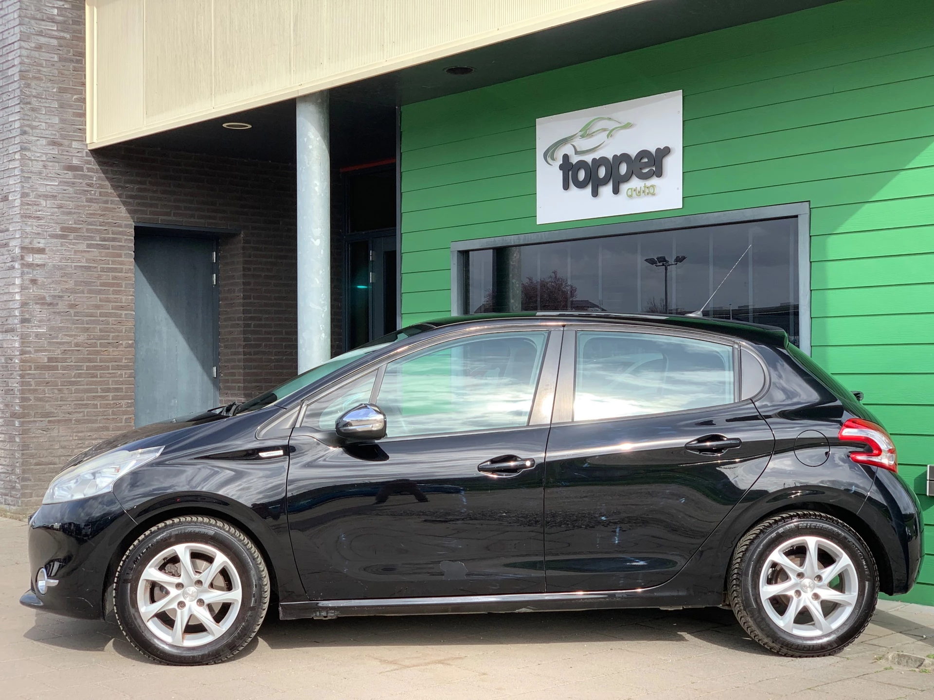 Hoofdafbeelding Peugeot 208