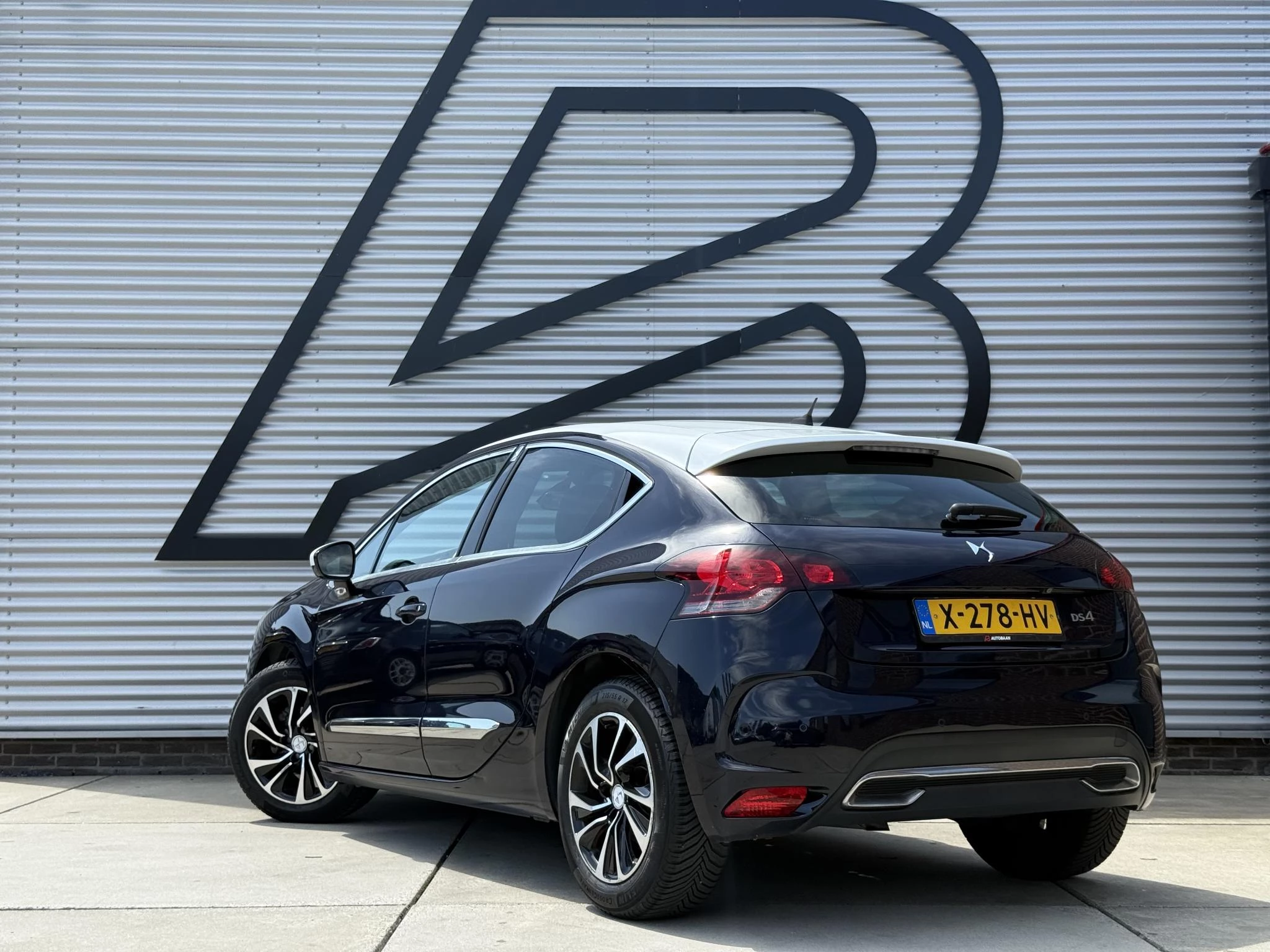 Hoofdafbeelding DS DS 4