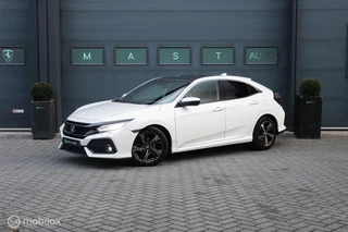 Hoofdafbeelding Honda Civic Honda Civic 1.0 i-VTEC Premium|Pano|Leder|Camera|LED