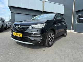 Hoofdafbeelding Opel Grandland X Opel Grandland X 1.2 Turbo Business Navi. Camera Apple-CarPlay