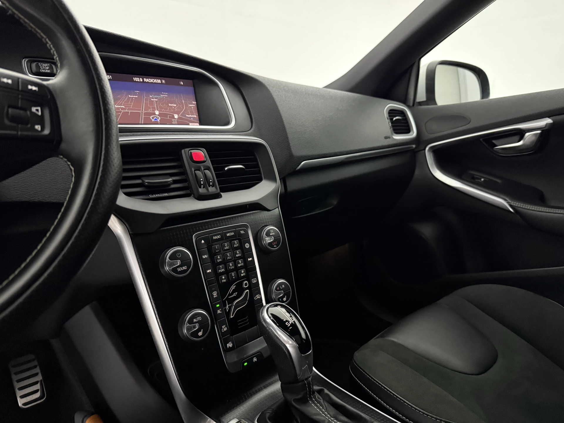 Hoofdafbeelding Volvo V40