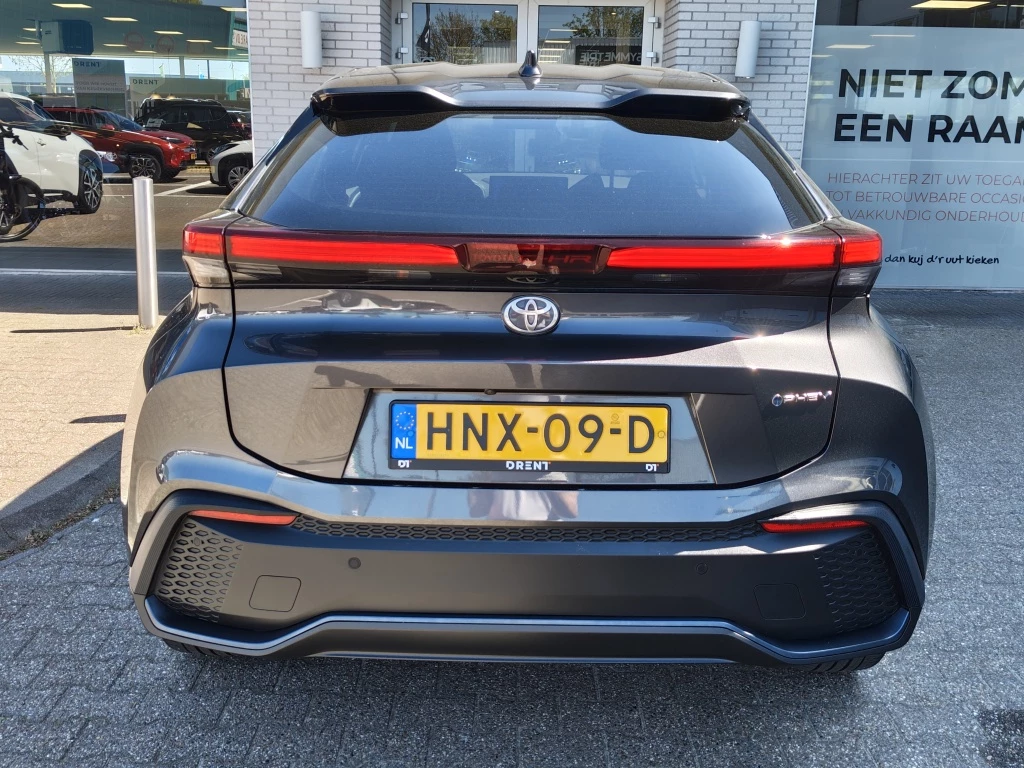 Hoofdafbeelding Toyota C-HR