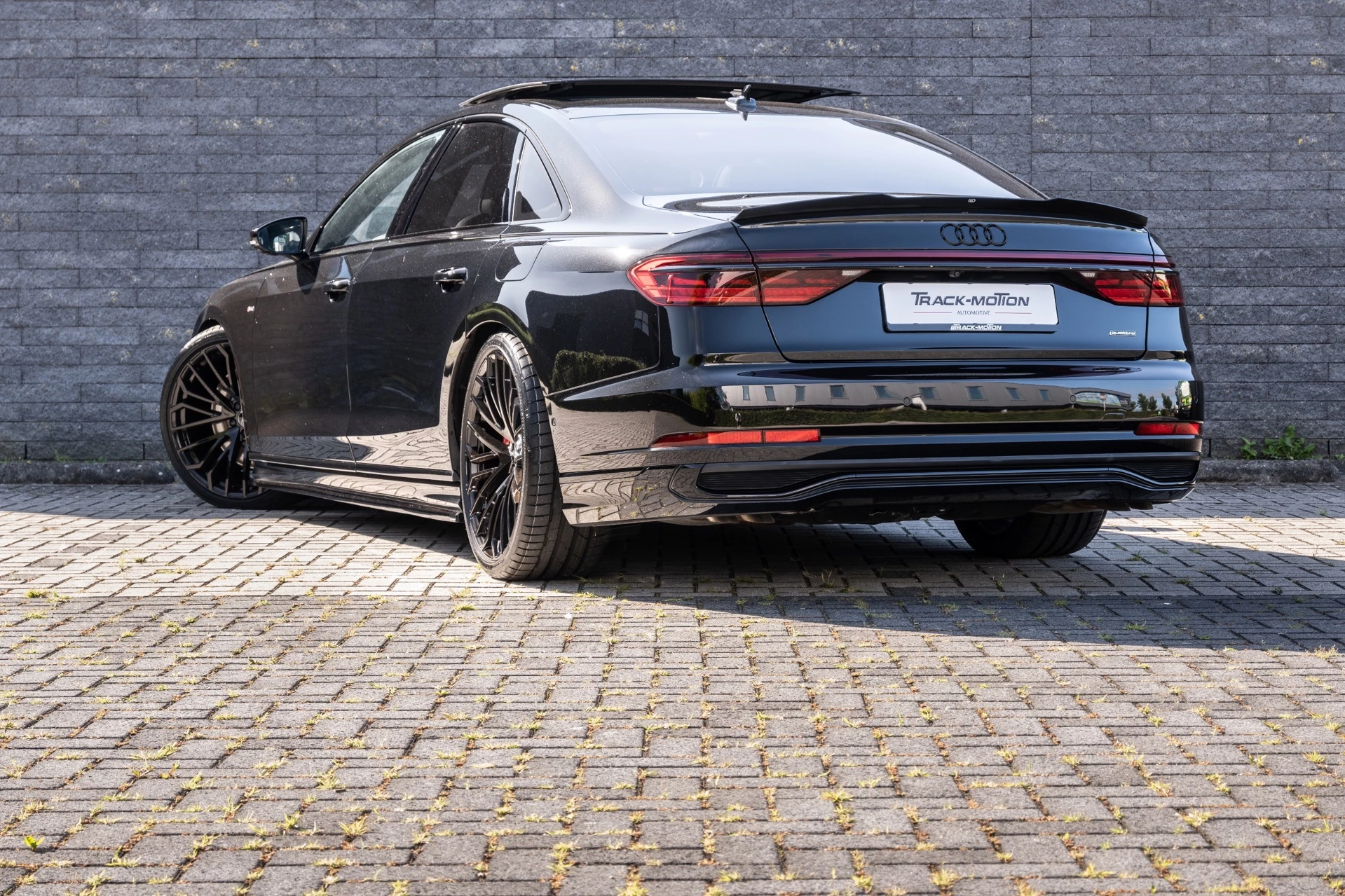 Hoofdafbeelding Audi A8