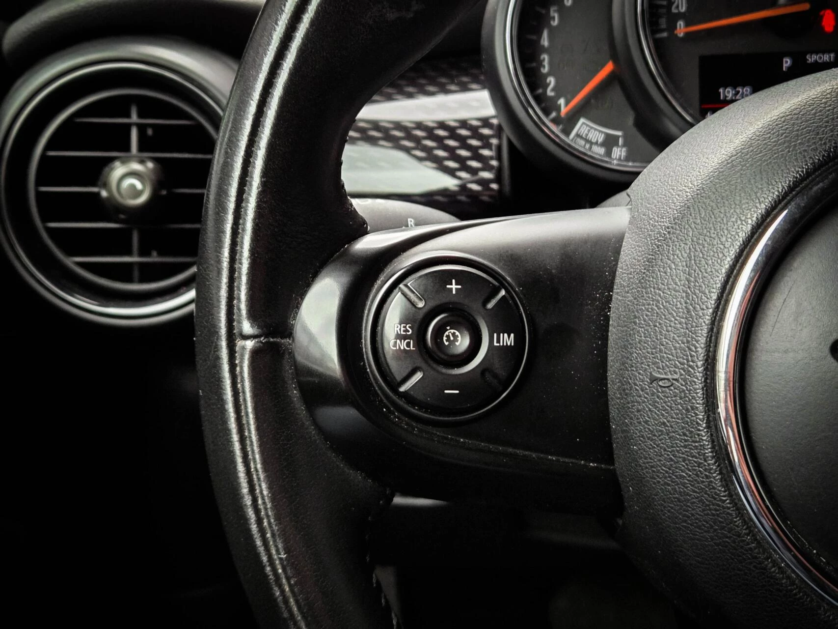 Hoofdafbeelding MINI Cooper S