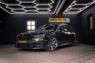 Audi RS4 A4 Avant 2.9 TFSI quattro / Keramisch / RS Dynamic / B&O / Matrix / Keyless /