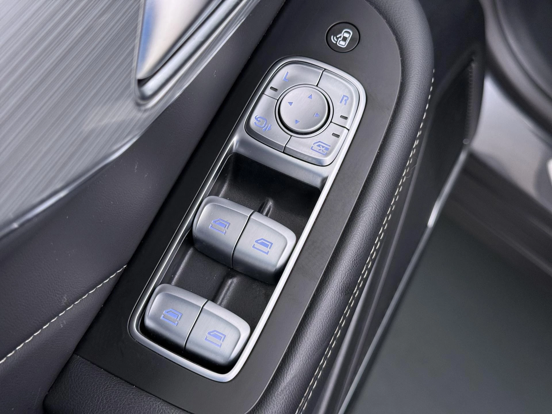 Hoofdafbeelding MG Marvel R