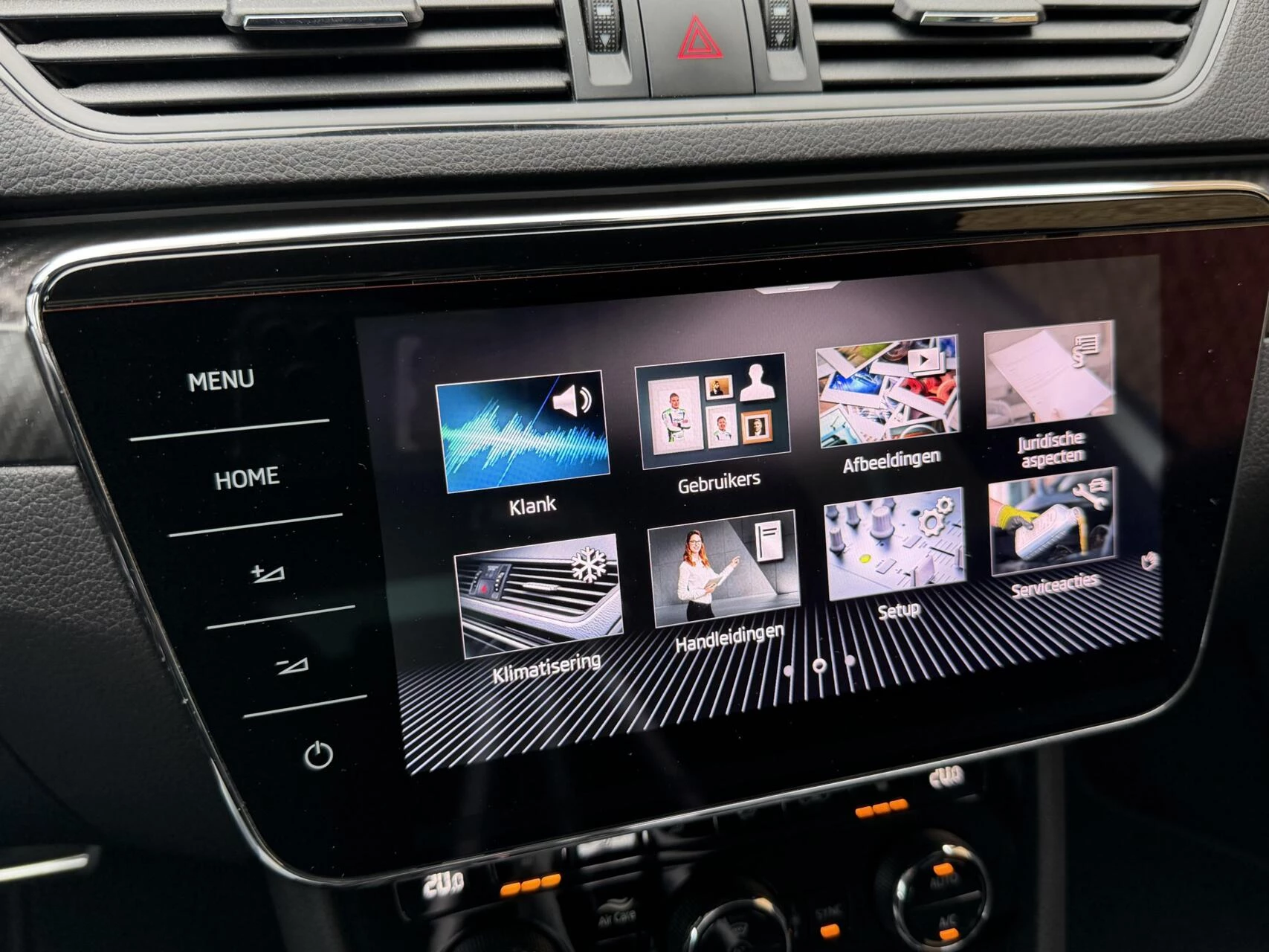 Hoofdafbeelding Škoda Superb