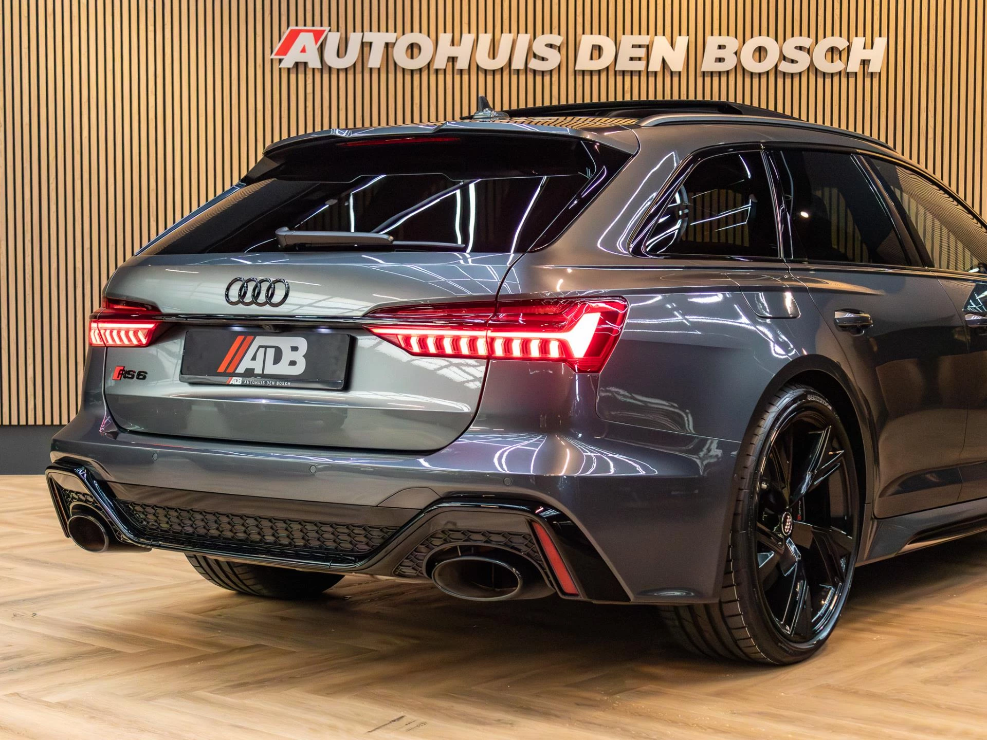 Hoofdafbeelding Audi RS6