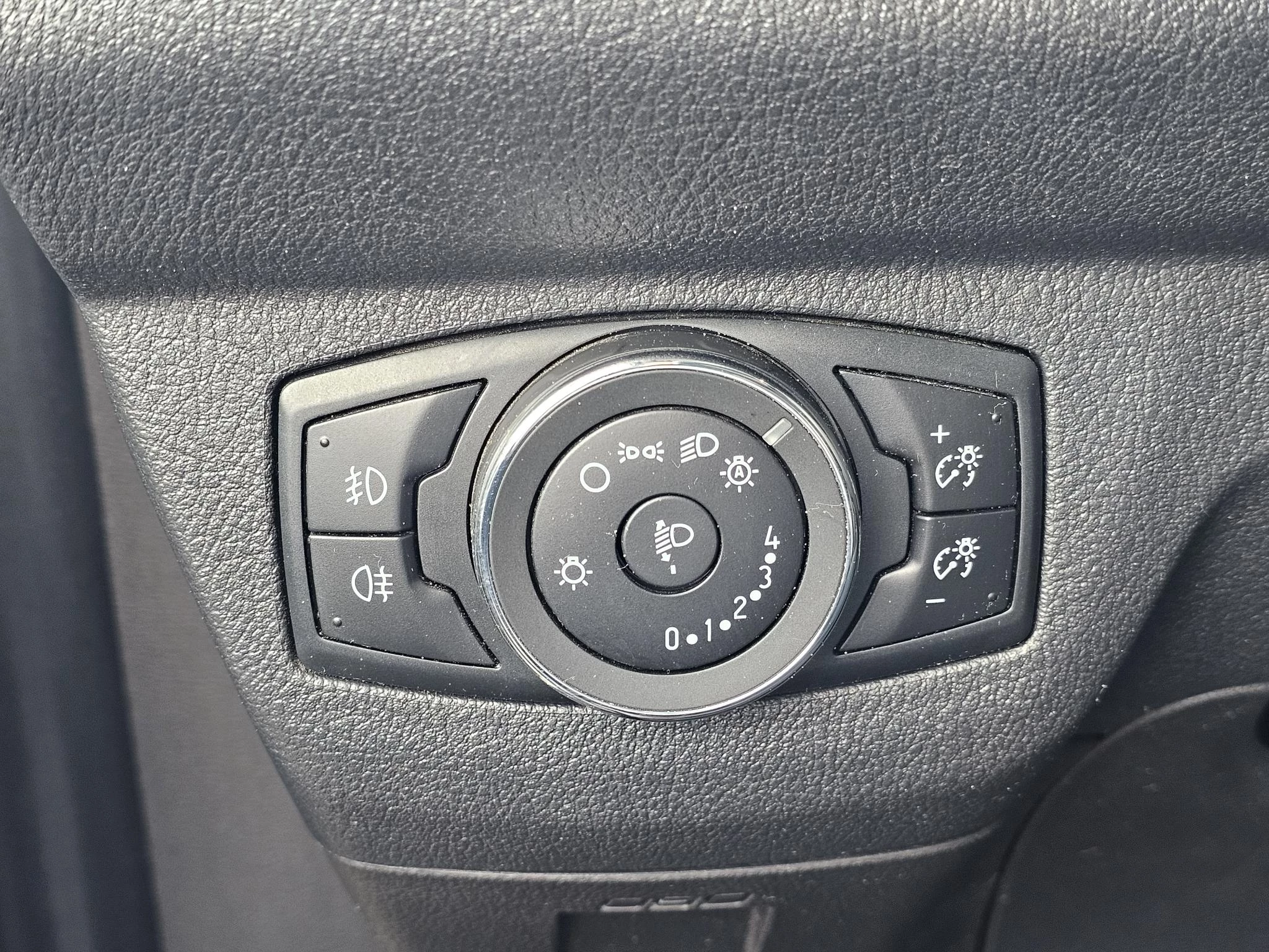 Hoofdafbeelding Ford Transit Courier