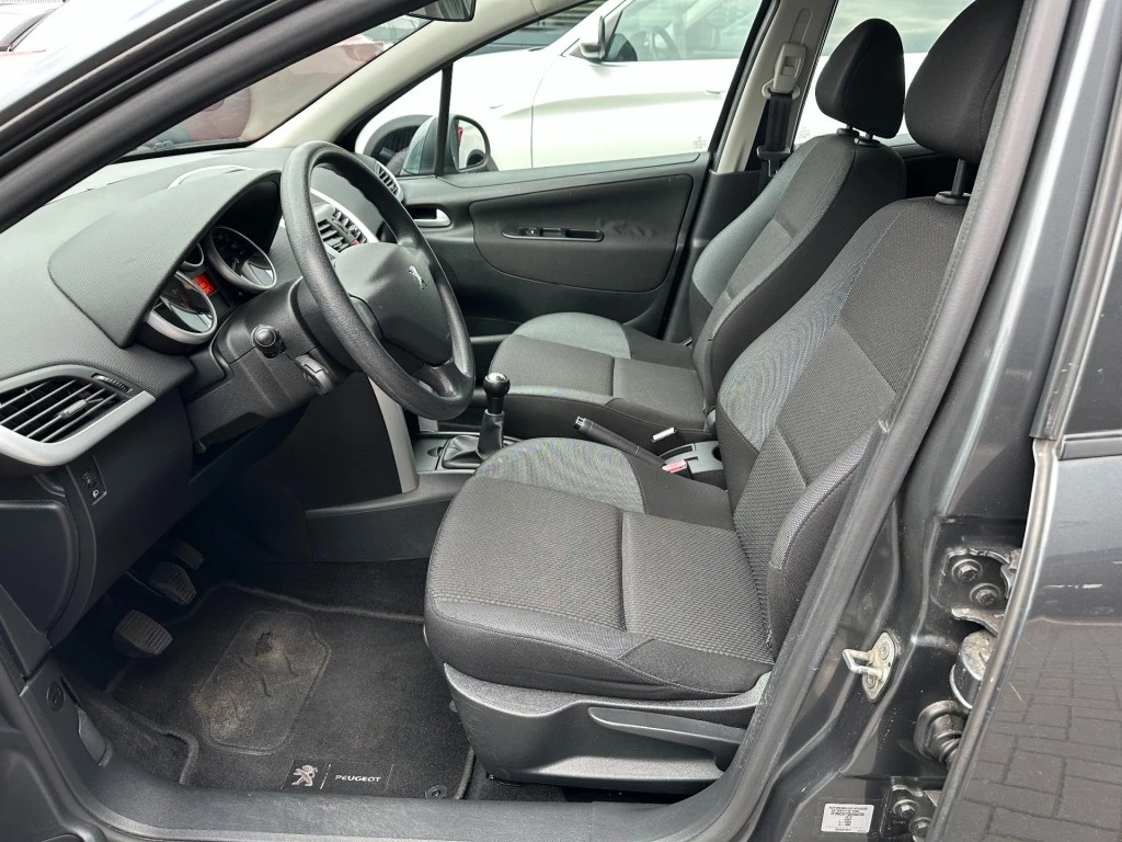 Hoofdafbeelding Peugeot 207