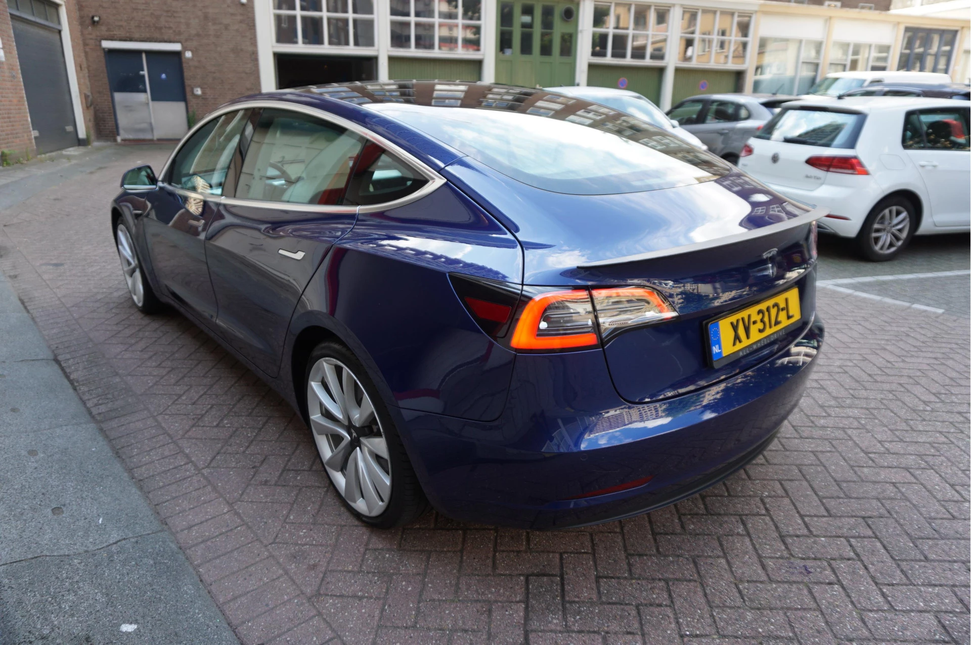 Hoofdafbeelding Tesla Model 3