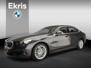 BMW 5 Serie Sedan 530e | LED | HUD | Sportstoelen | Chrome line | Stoelverwarming | Keyles go | DAB | Alu 19 inch