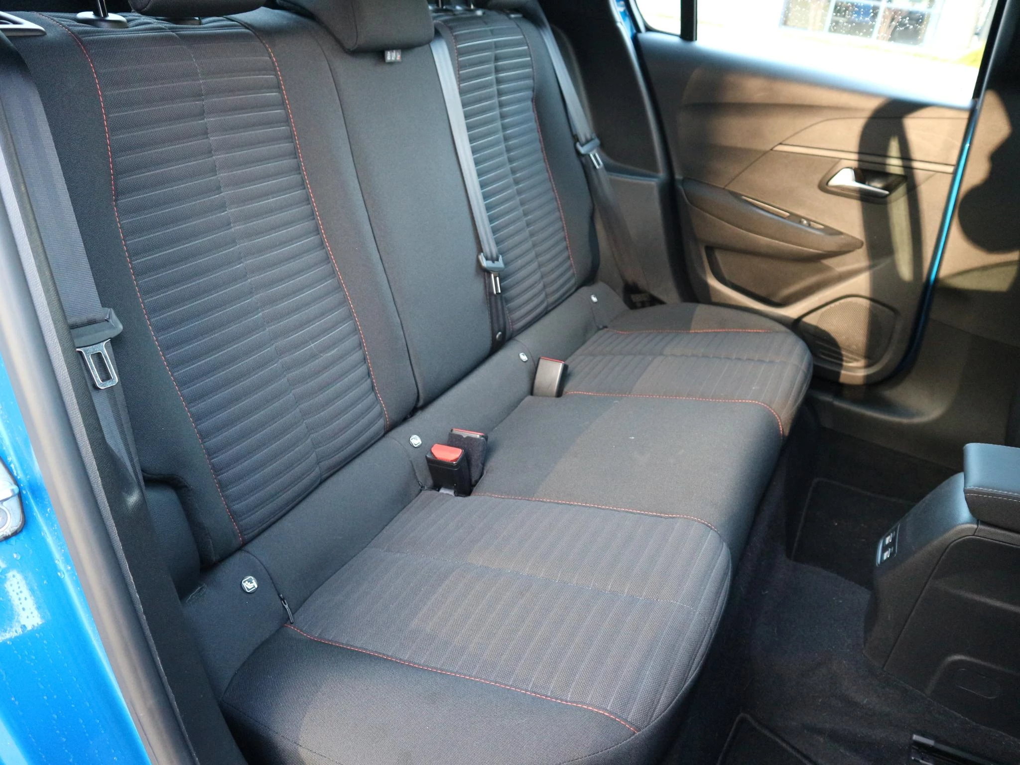 Hoofdafbeelding Peugeot e-208