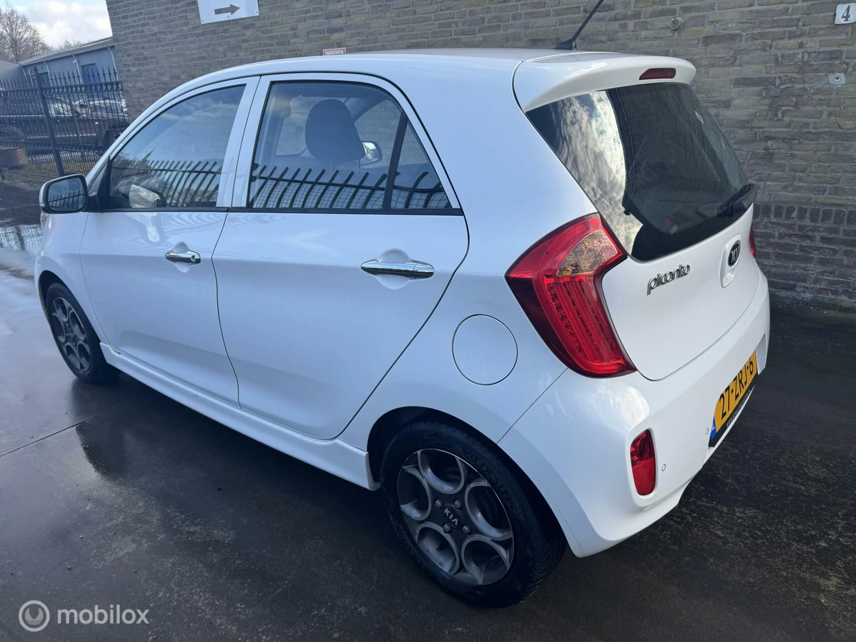 Hoofdafbeelding Kia Picanto