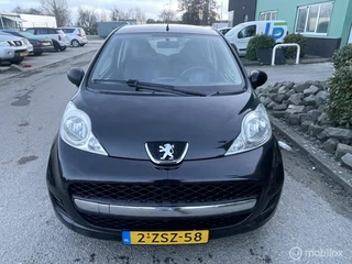 Peugeot 107 1.0-12V Millesim 200 Nieuwe Apk