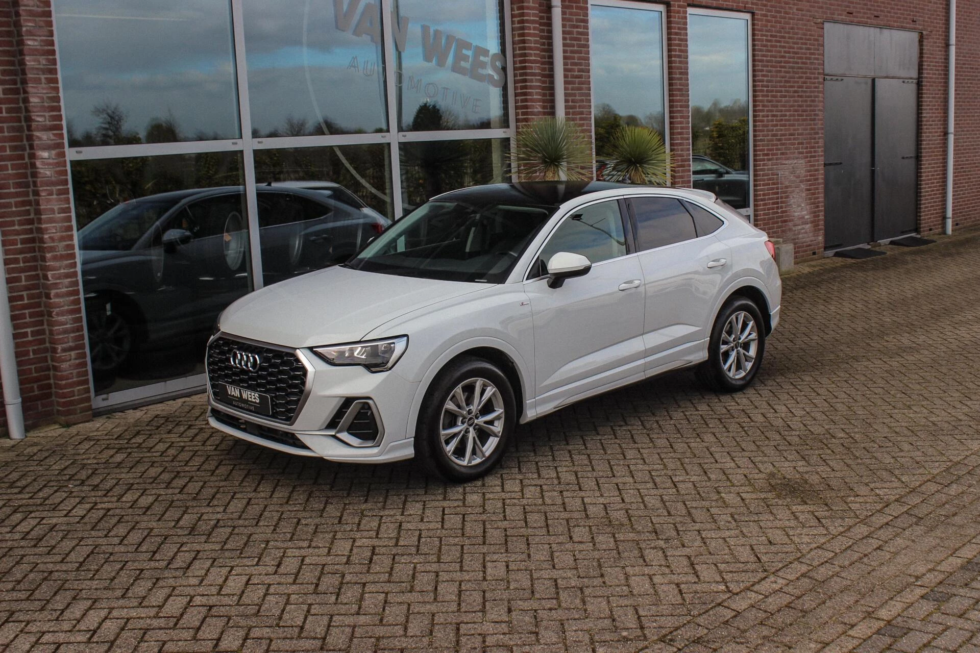 Hoofdafbeelding Audi Q3