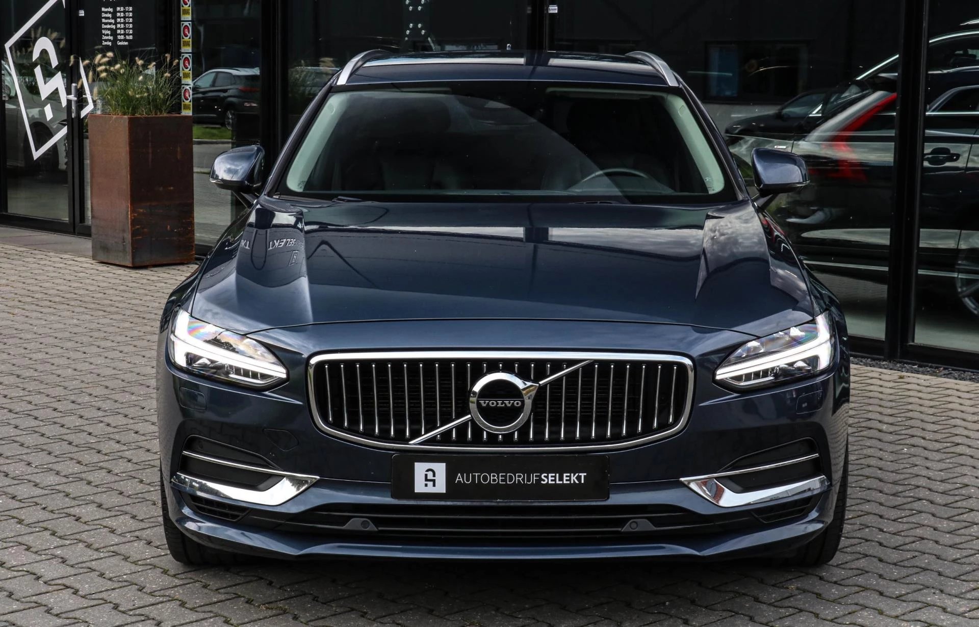 Hoofdafbeelding Volvo V90