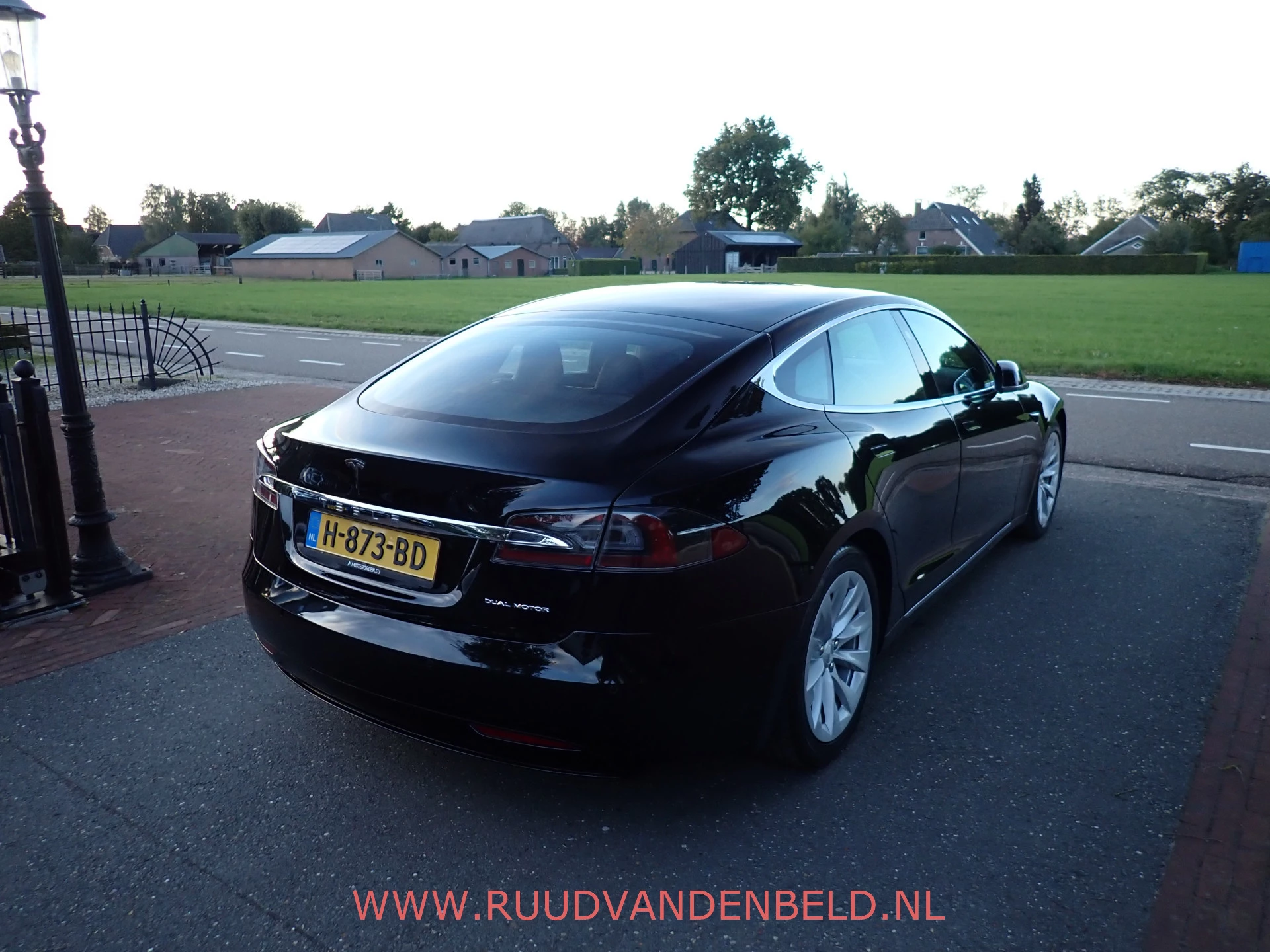Hoofdafbeelding Tesla Model S