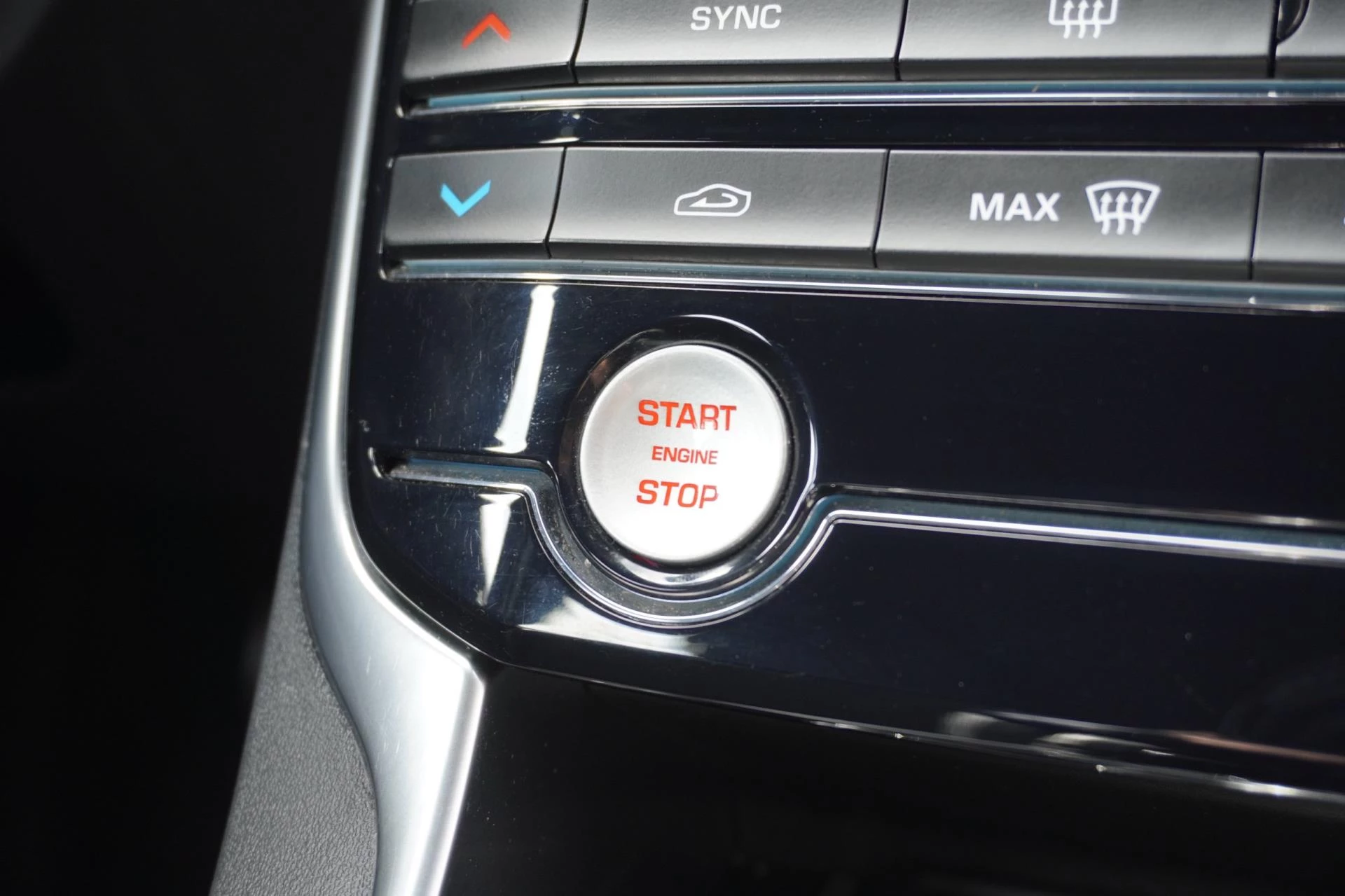 Hoofdafbeelding Jaguar XE