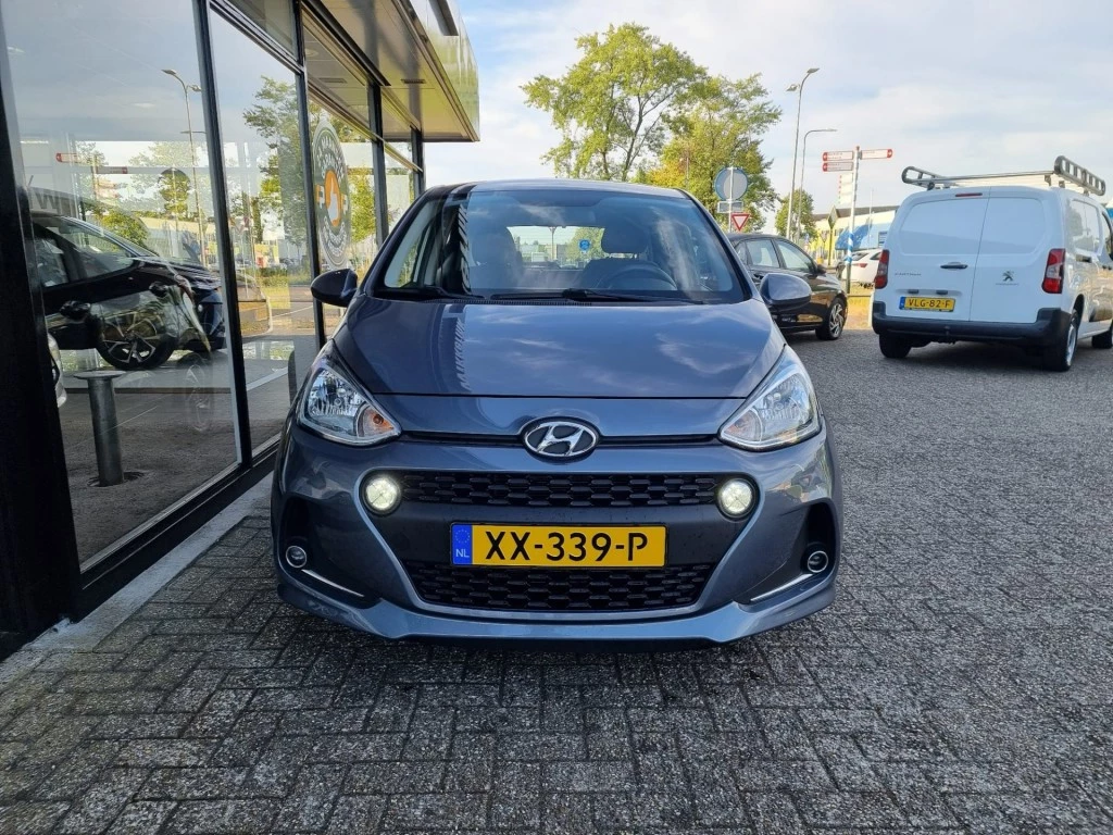 Hoofdafbeelding Hyundai i10
