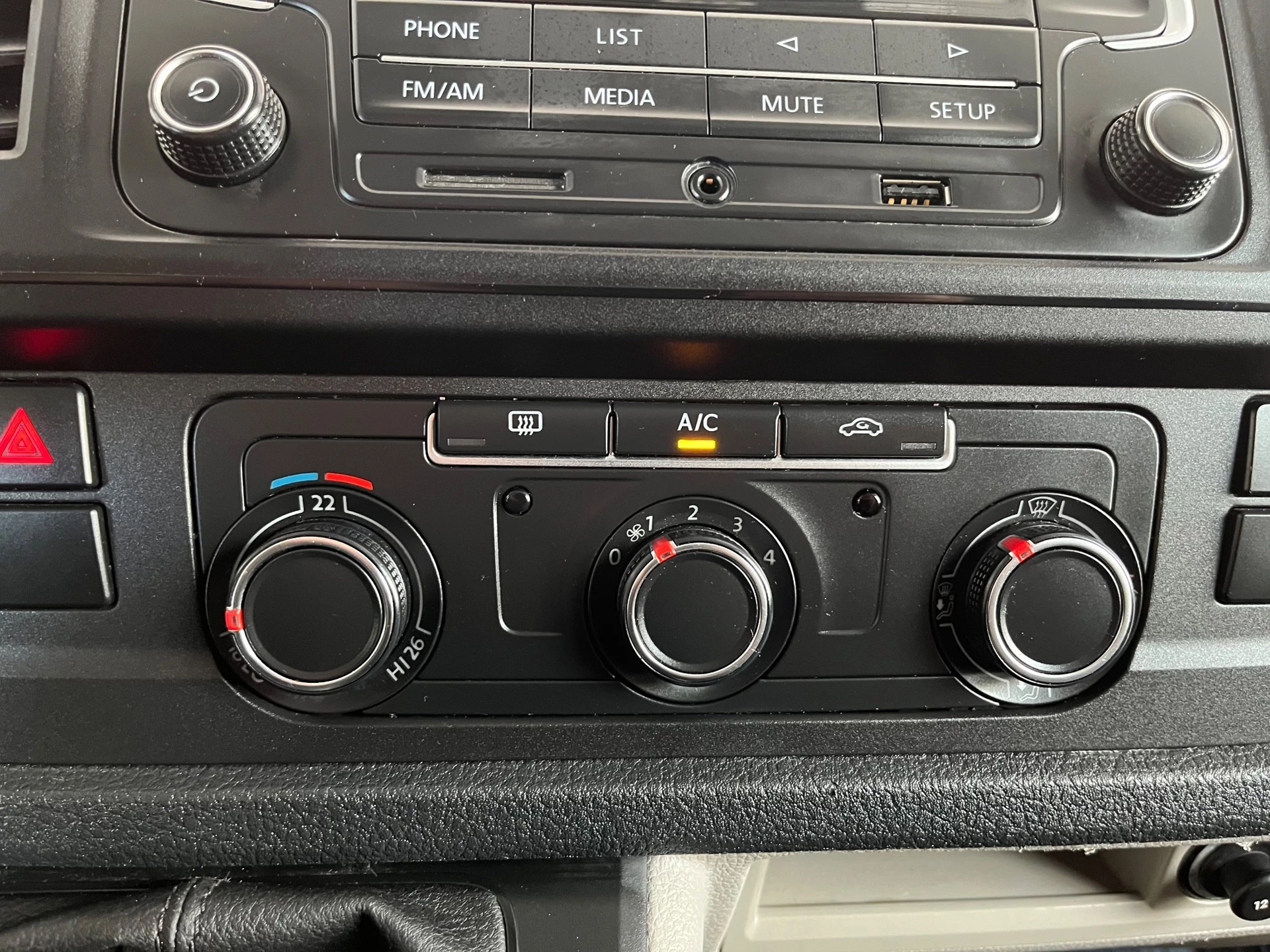 Hoofdafbeelding Volkswagen Transporter