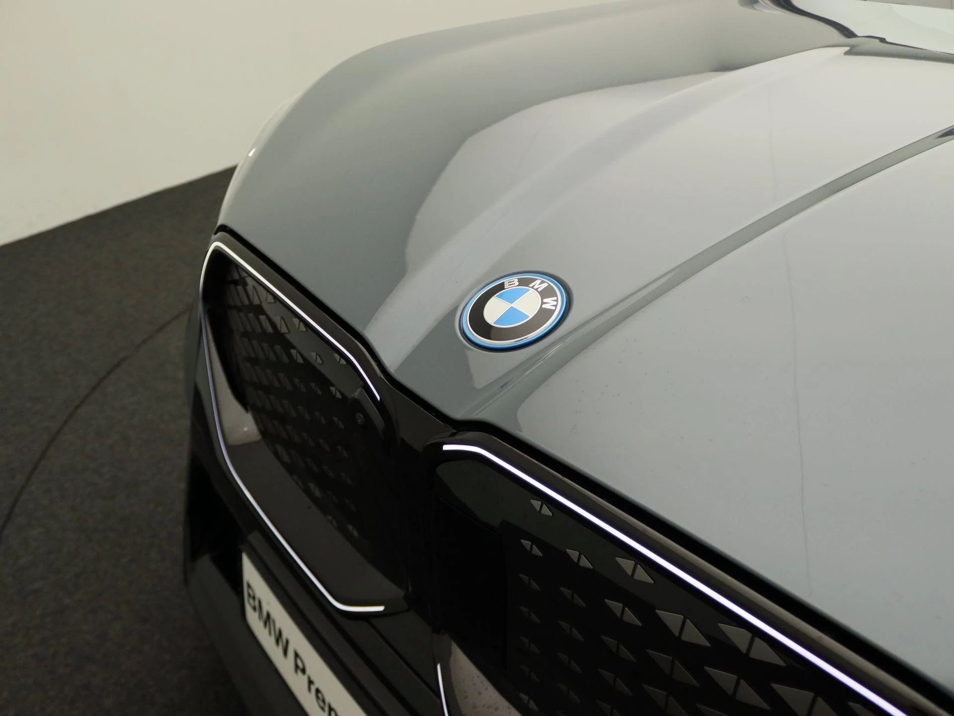 Hoofdafbeelding BMW iX2