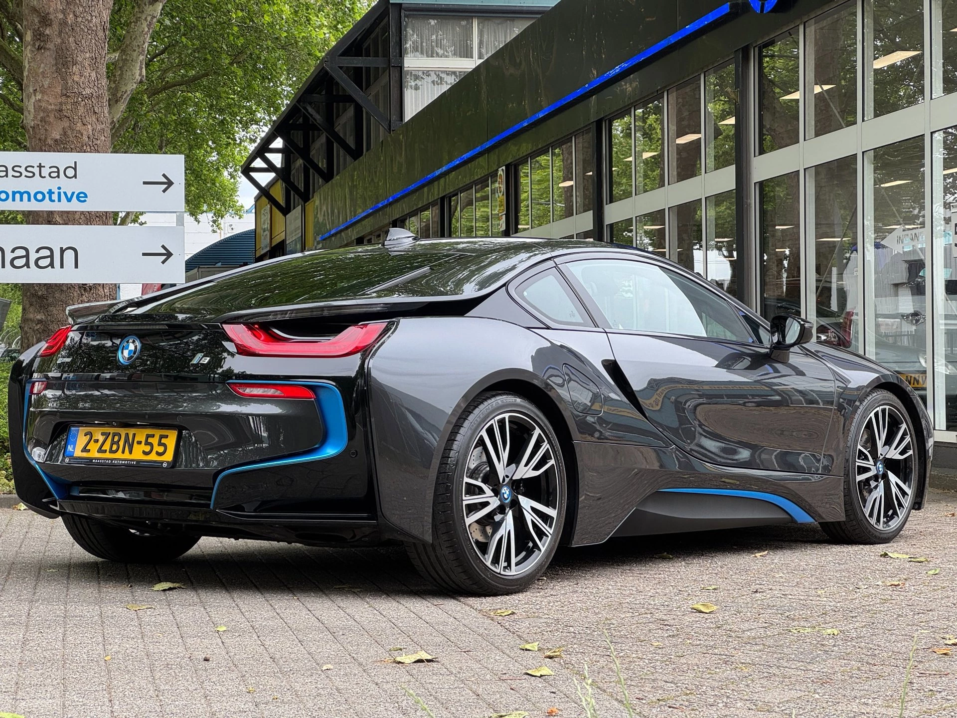 Hoofdafbeelding BMW i8