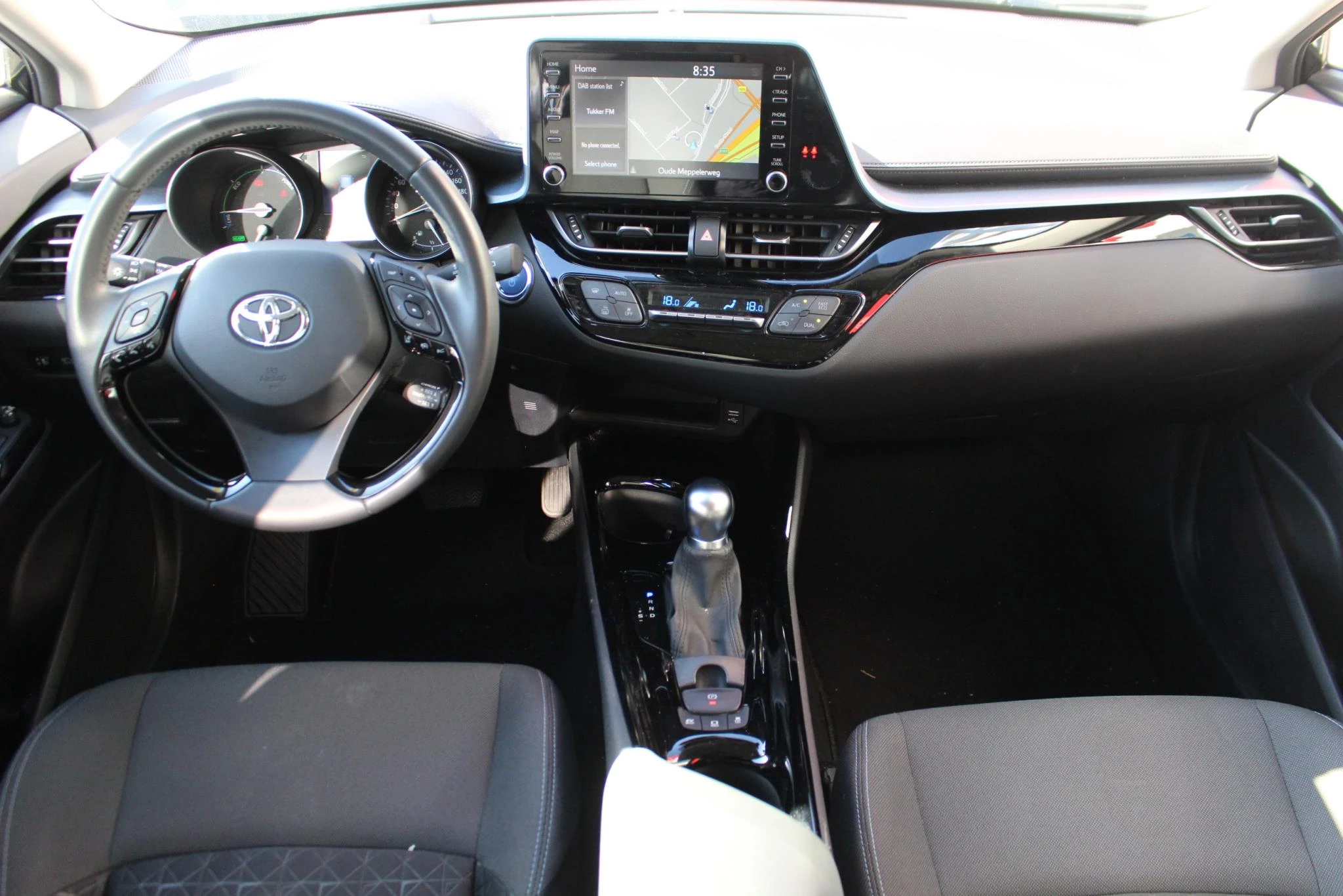 Hoofdafbeelding Toyota C-HR