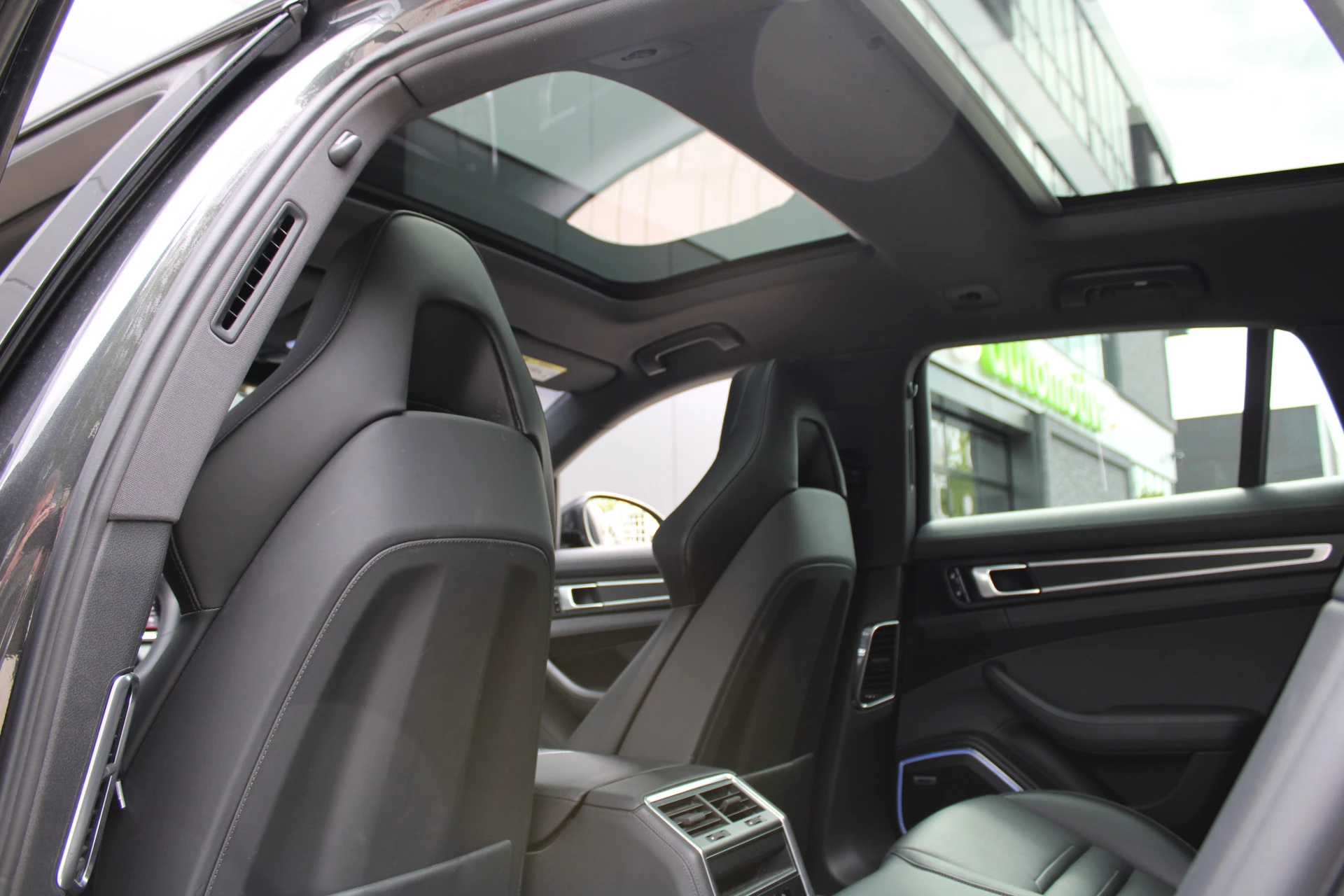 Hoofdafbeelding Porsche Panamera