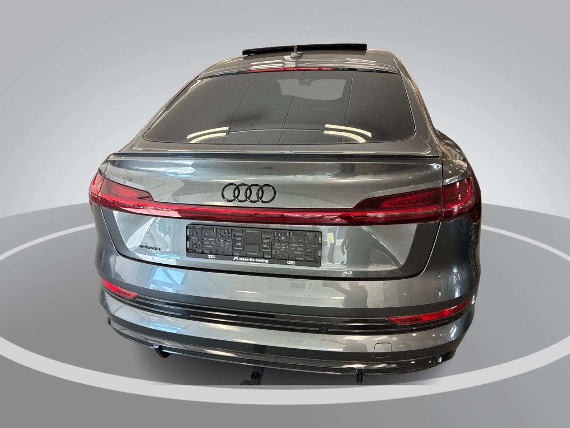 Hoofdafbeelding Audi e-tron