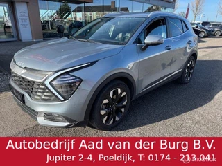 Sportage 1.6 T PHEV AWD Dynamic Edition 19 inch Velgen , Stoel elektr. verstelbaar & Stoel & stuur verwarming,  Key less  entry ,  Navi & Camera ,  Electr kofferklep  ,  65 km Volledig elektr. rijden,