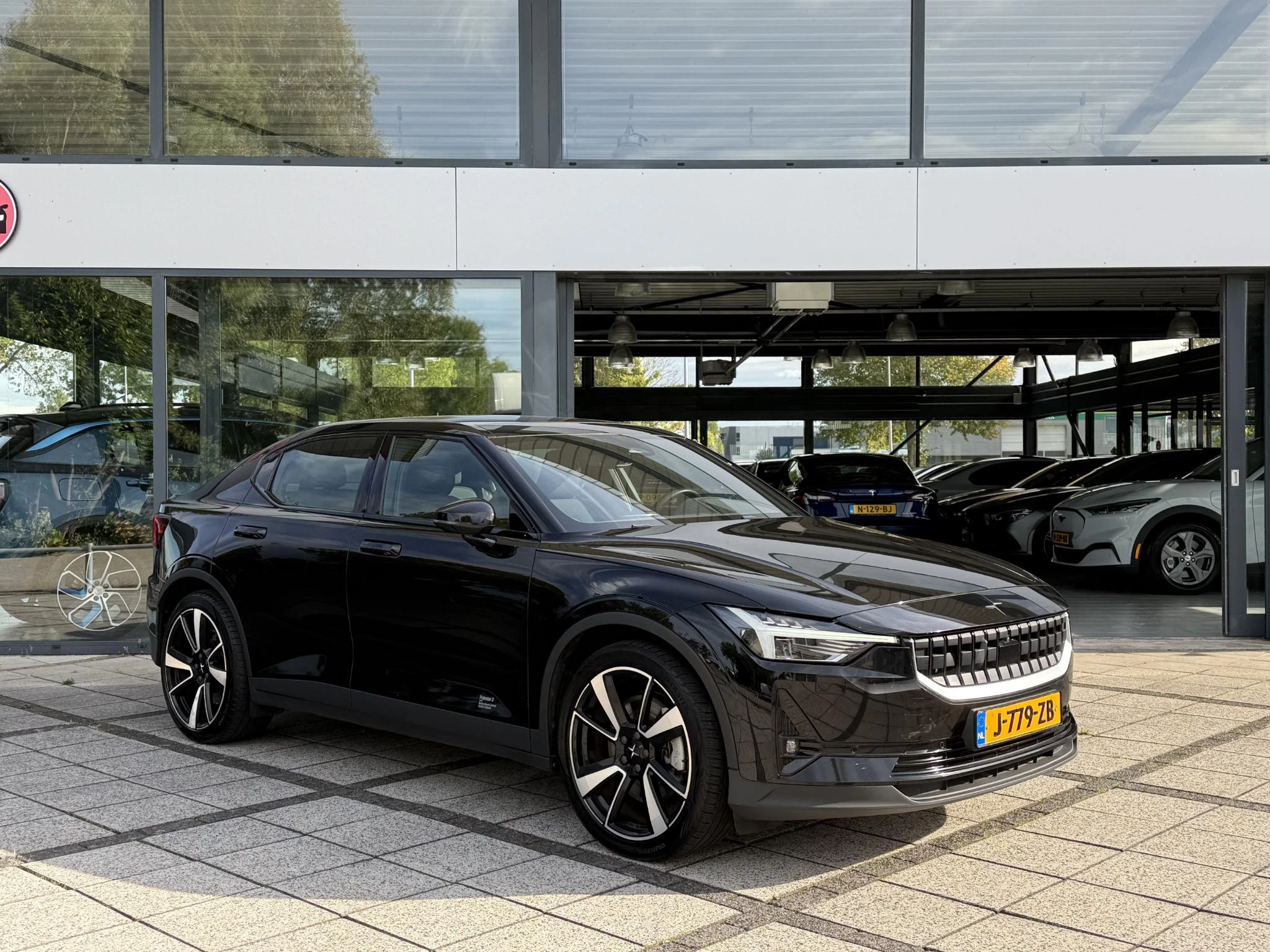 Hoofdafbeelding Polestar 2