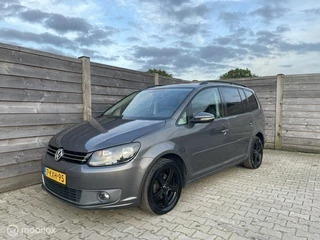 Volkswagen Touran 1.6 TDI Highline BlueMotion 7Persoons