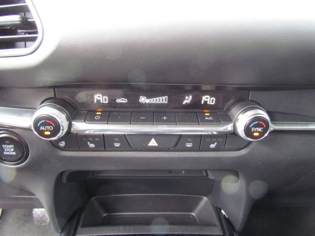 Hoofdafbeelding Mazda CX-30