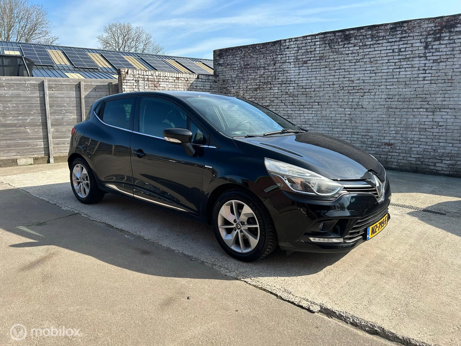 Hoofdafbeelding Renault Clio