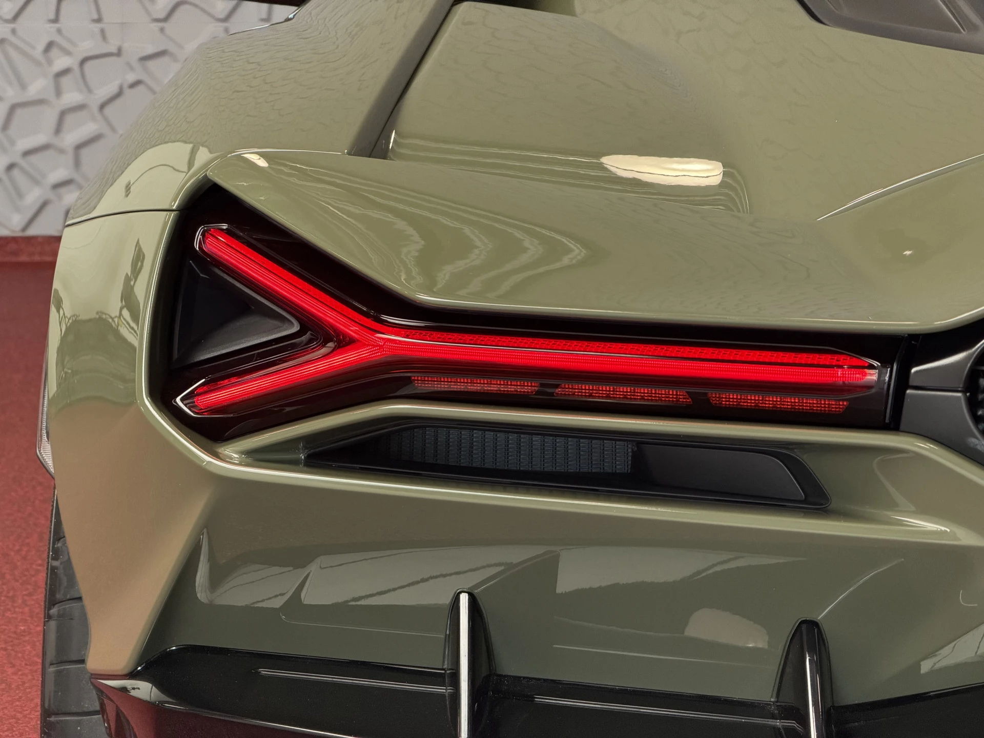 Hoofdafbeelding Lamborghini Revuelto