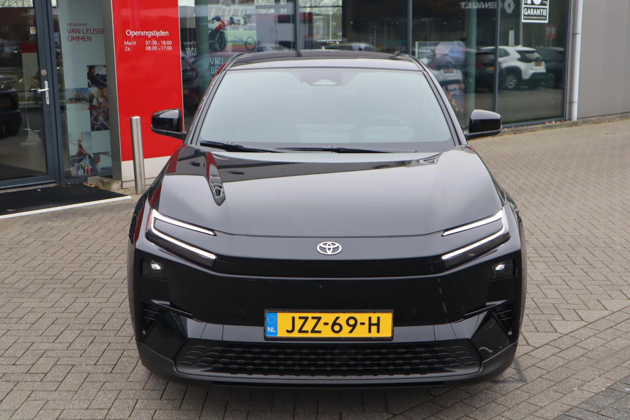 Hoofdafbeelding Toyota C-HR+
