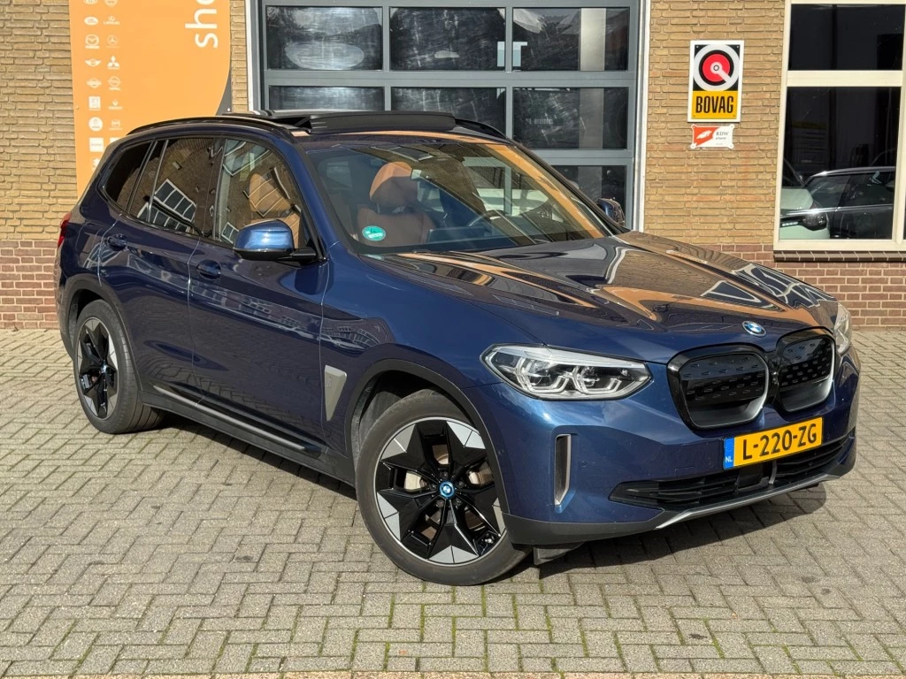 Hoofdafbeelding BMW iX3