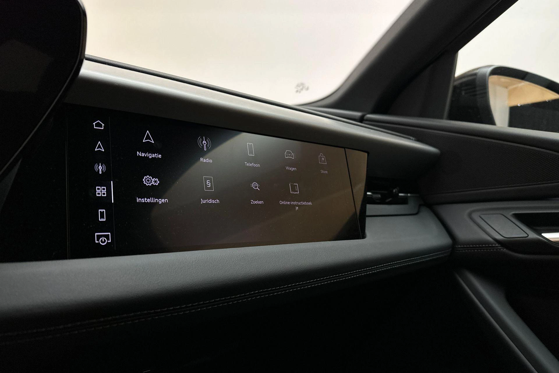 Hoofdafbeelding Audi Q6 e-tron