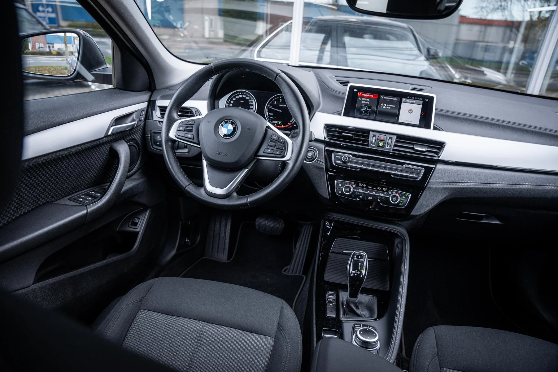 Hoofdafbeelding BMW X2