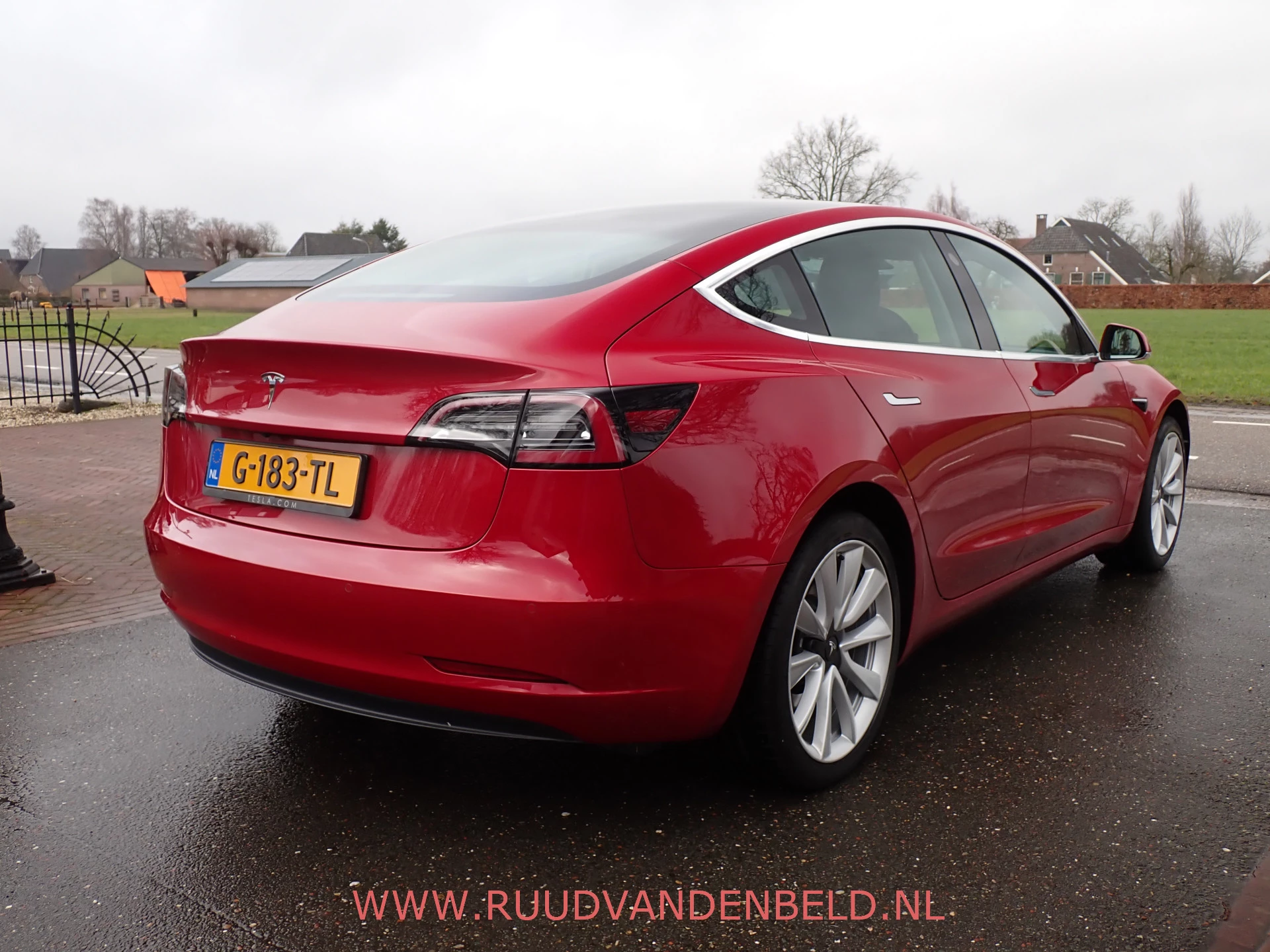 Hoofdafbeelding Tesla Model 3