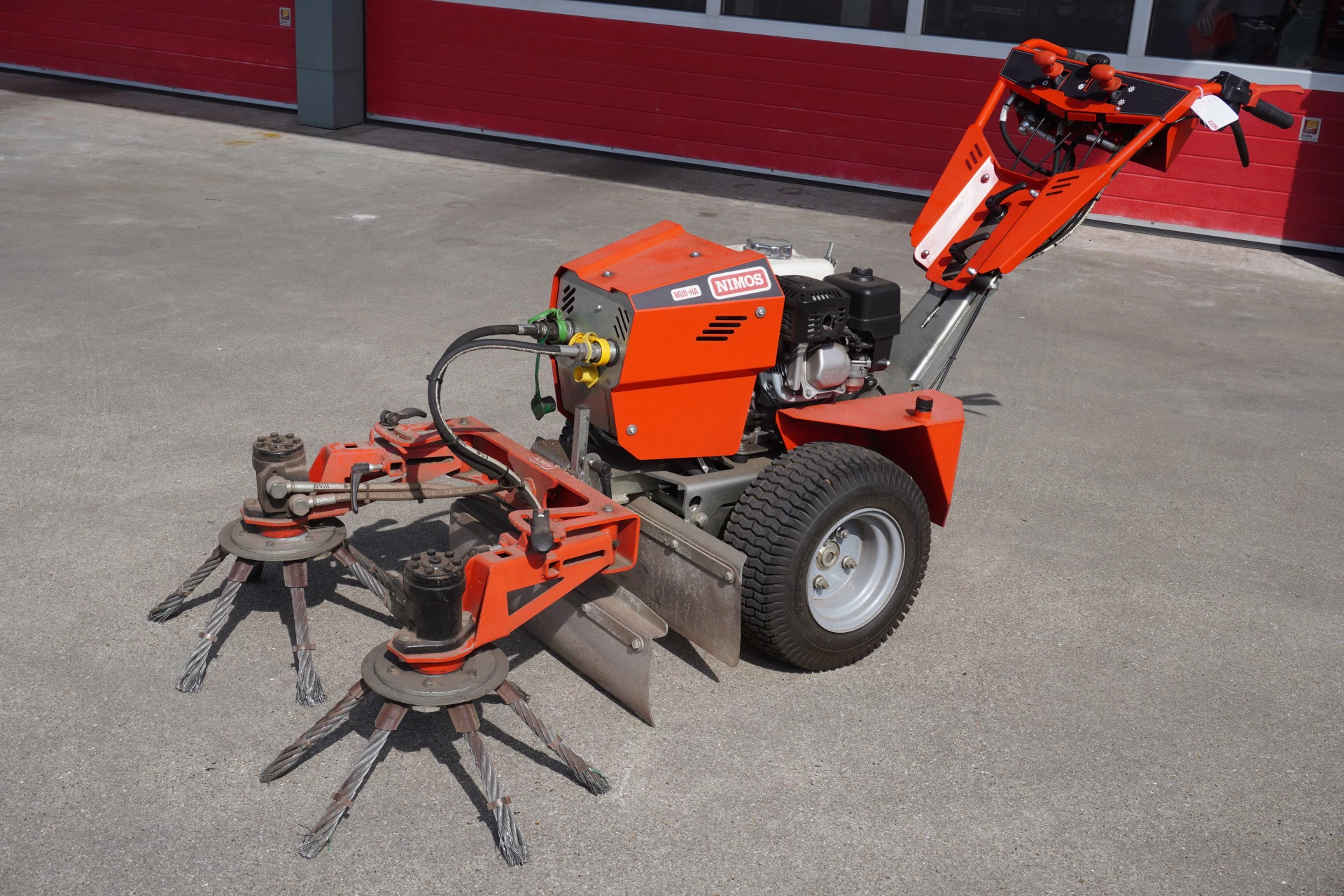 Hoofdafbeelding Nimos Mug Ha onkruidborstel Hydrostaat